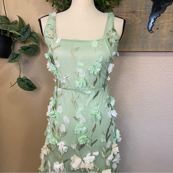 NWOT Lulus Elite Cutie Mint Green Mesh 3D Floral Embroidered Midi Dress - Picture 3 of 10